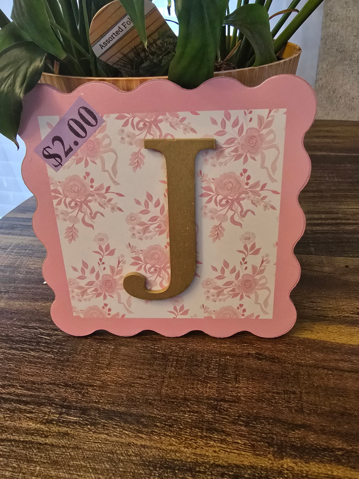 Home Decorative "J" Tile